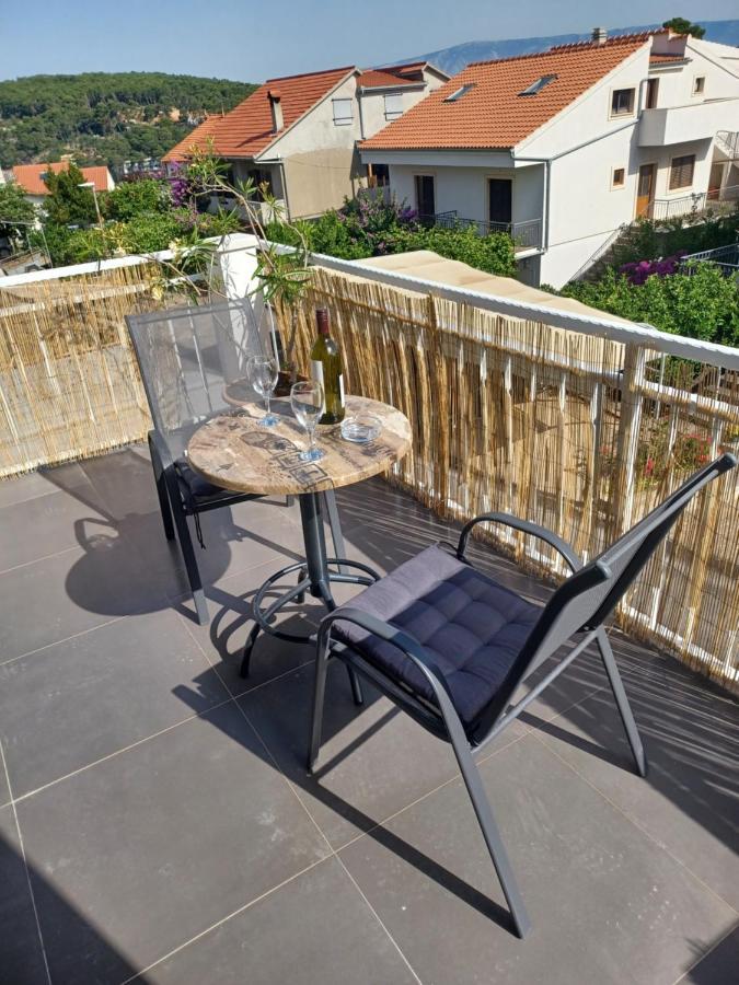 Apartmani Miletic Jelsa  Exterior foto