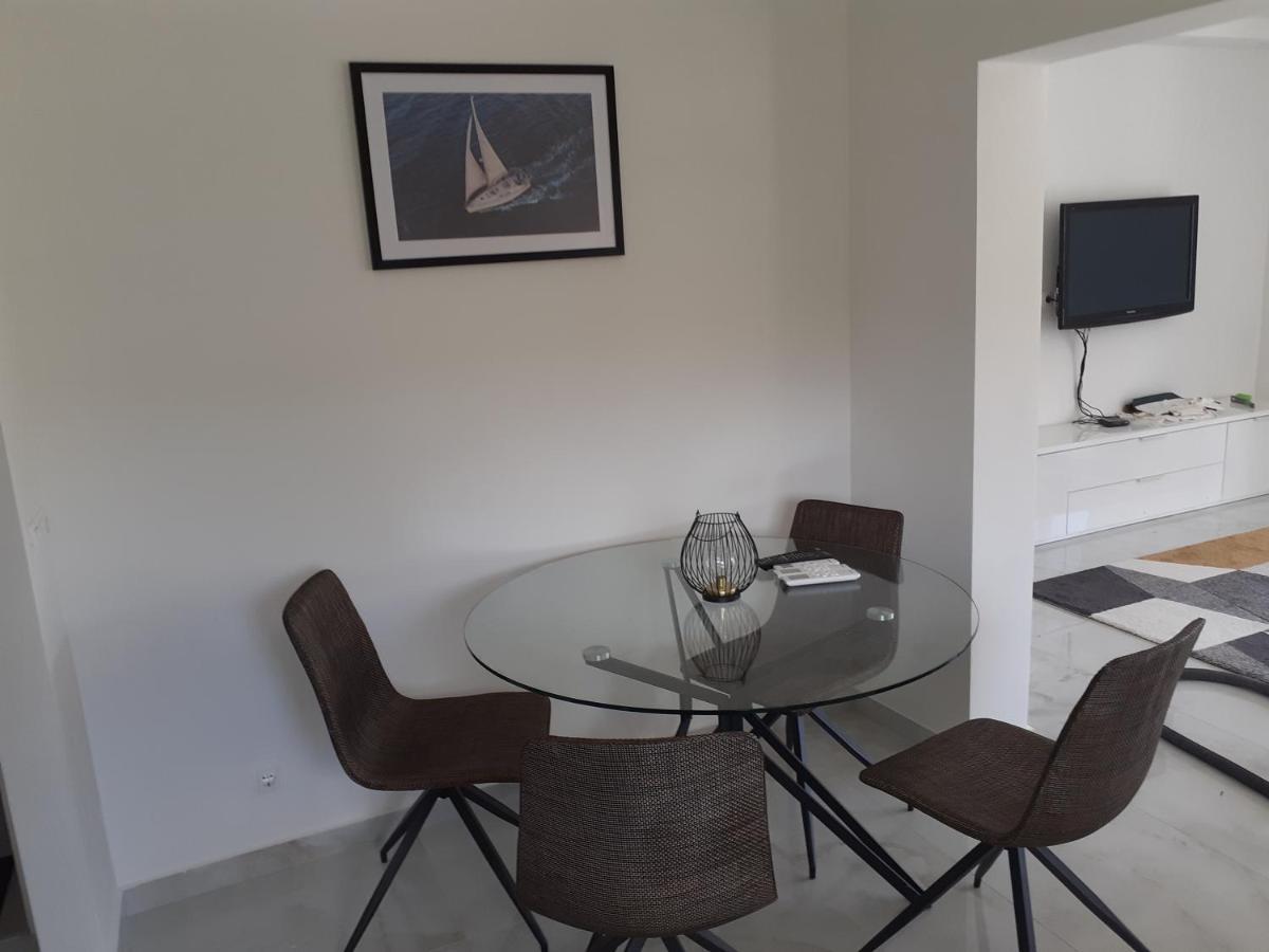 Apartmani Miletic Jelsa  Exterior foto