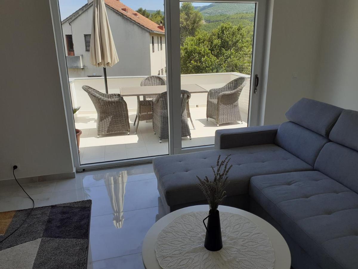 Apartmani Miletic Jelsa  Exterior foto