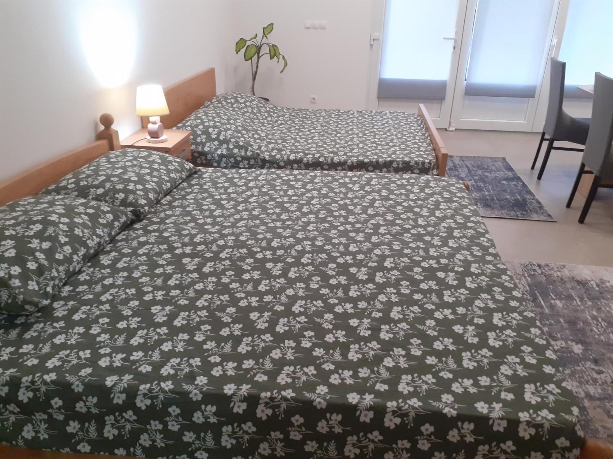 Apartmani Miletic Jelsa  Exterior foto